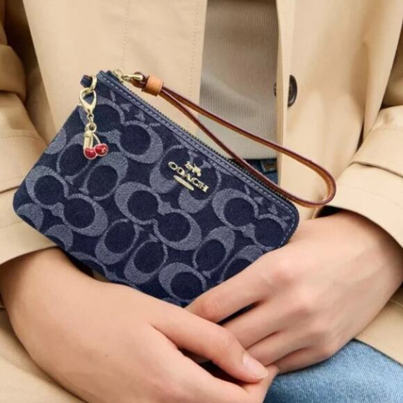 Coach Handbags - Coach NWT Corner Zip Wristlet In Signature Denim